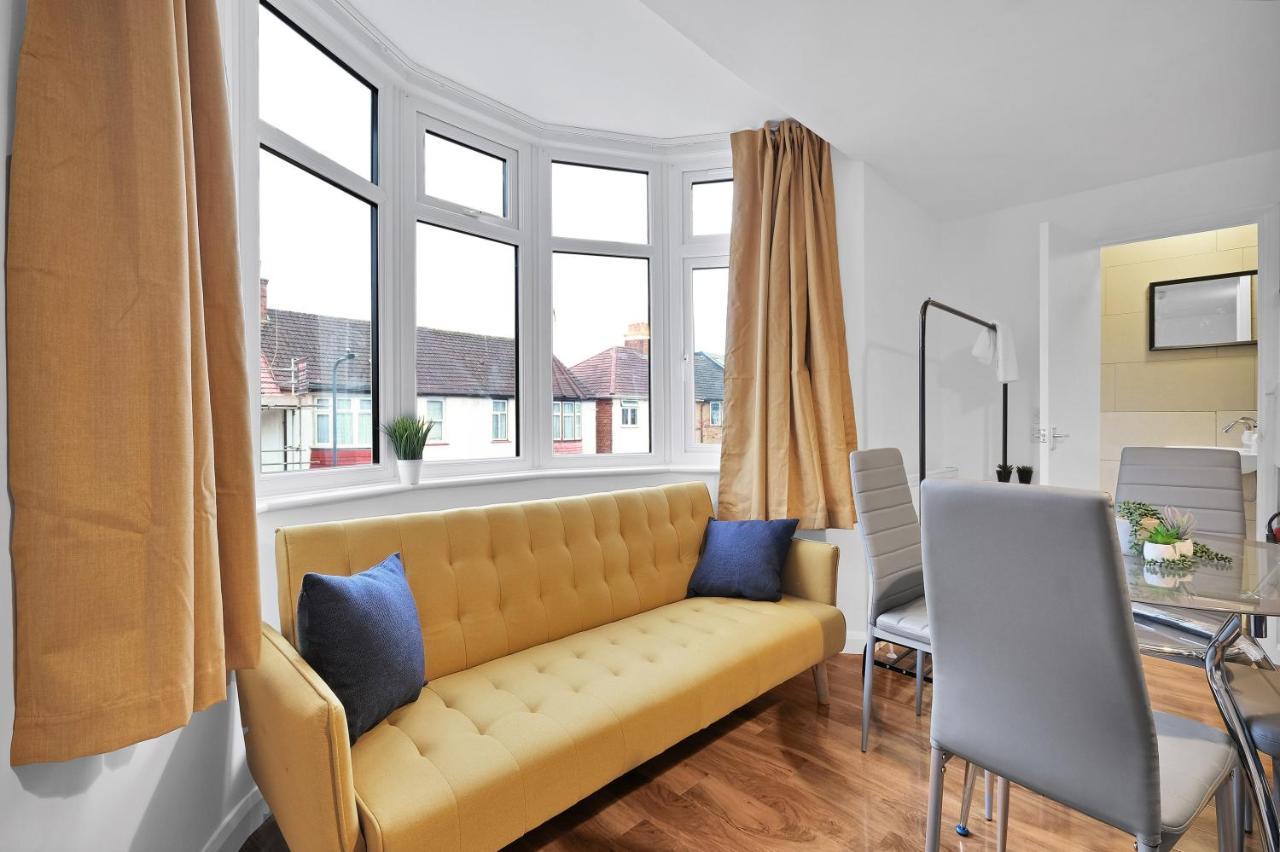 Fernbank Rooms Sudbury Hill, Harrow, Self-Contained Studios With En-Suite Harrow on the Hill Exterior photo