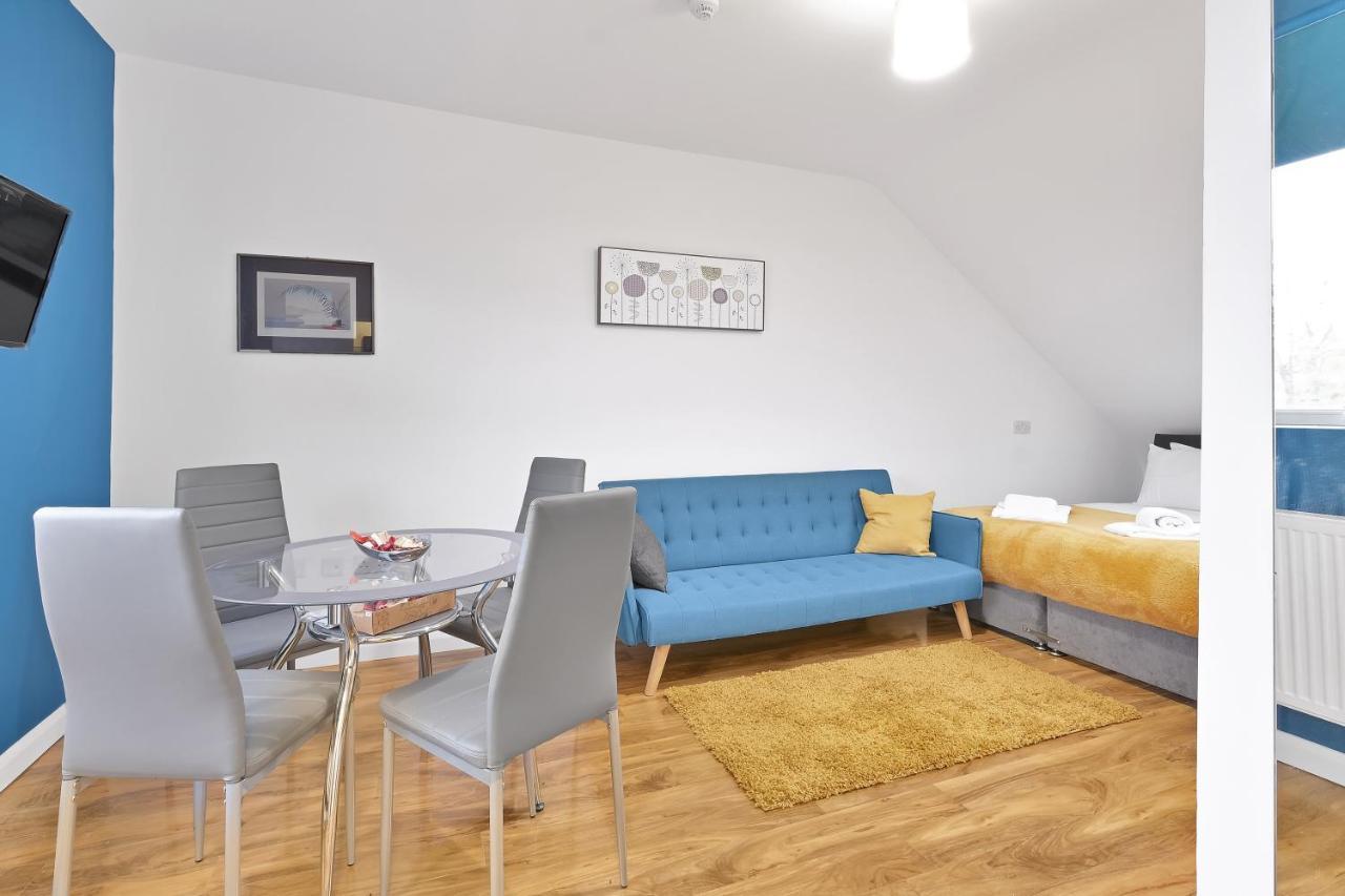 Fernbank Rooms Sudbury Hill, Harrow, Self-Contained Studios With En-Suite Harrow on the Hill Exterior photo